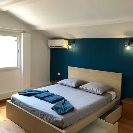 Souvenir * أنتيب